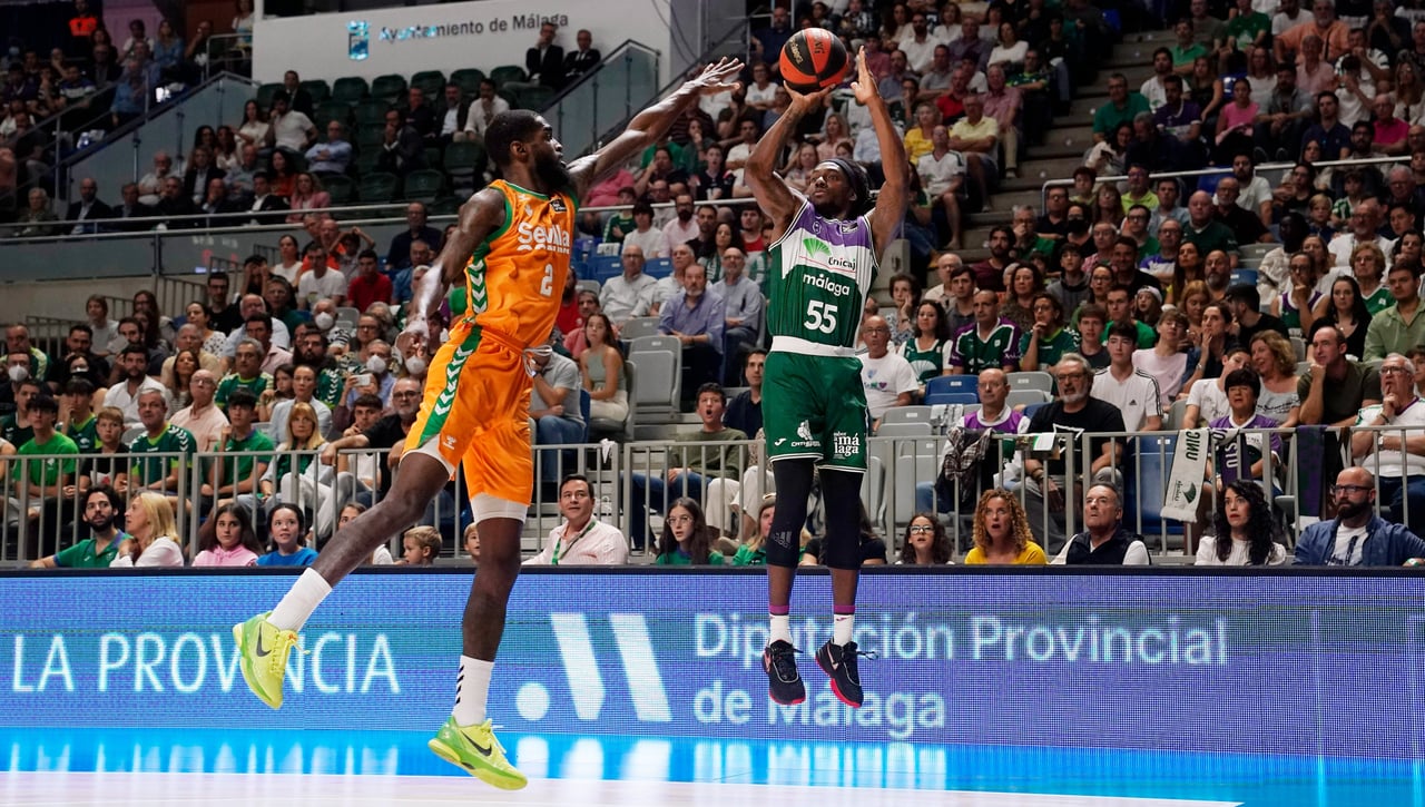 Unicaja 106-60 Betis: Le cae la del pulpo en el 'Juego del Calamar'