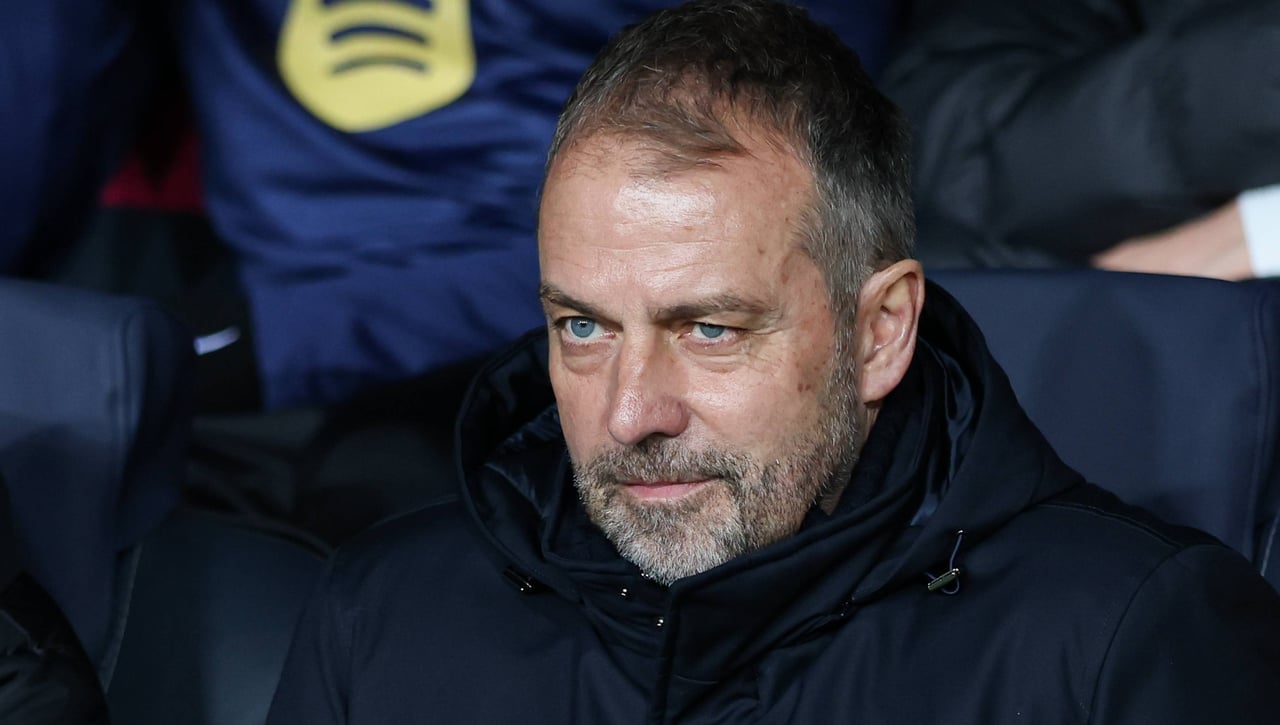 'Problemas' para Flick en defensa