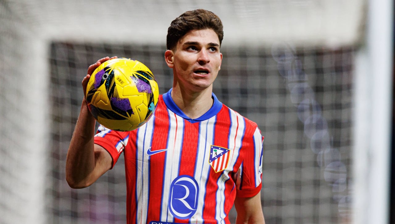 El fichaje de Julián Álvarez cobra fuerza