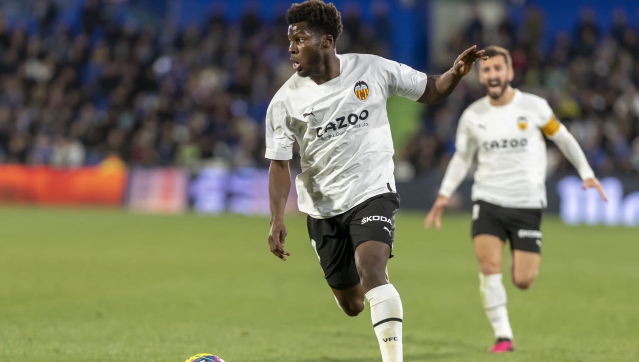 Yunus Musah se declara en rebeldía