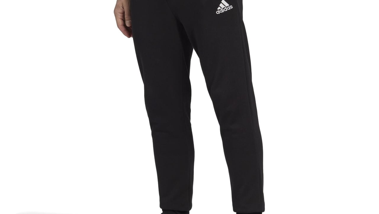 Amazon tira la casa por la ventana con una rebaja del 50% en estos pantalones de Adidas