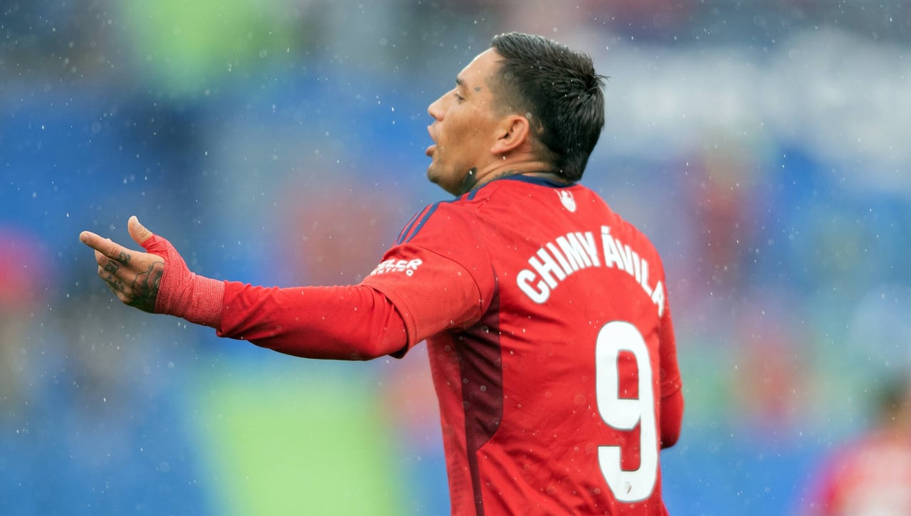La respuesta oficial de Osasuna por el 'Chimy' Ávila, movimientos por Yanis Senhadji y las puertas cerradas