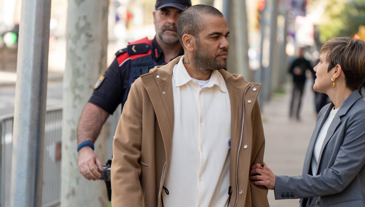 Negativa a Dani Alves