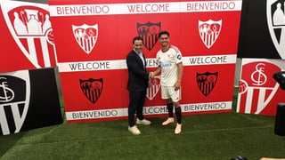 Gabriel Suazo se moja sobre la crisis del Sevilla y los problemas para inscribirle