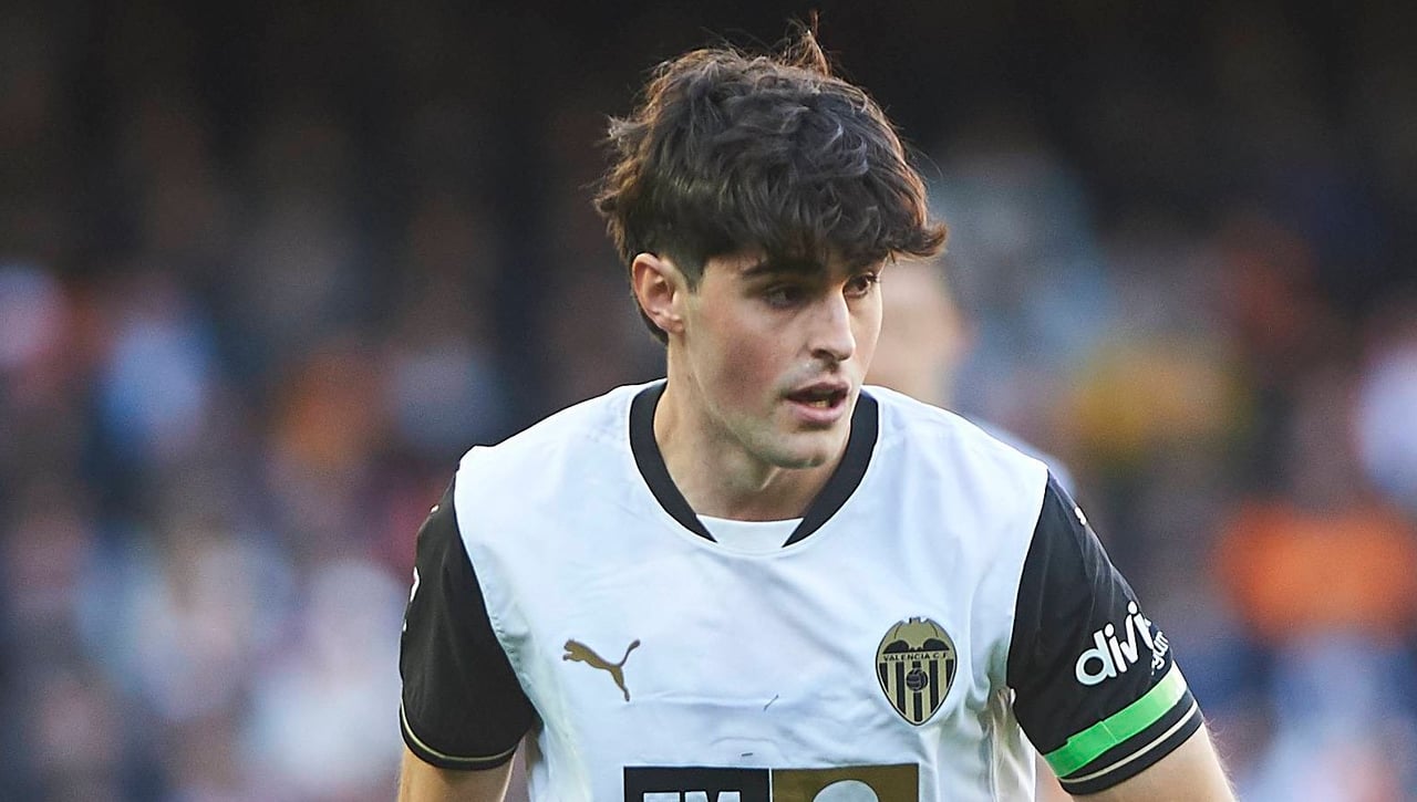 Más libertad para Javi Guerra en el Valencia