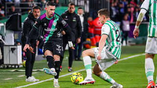 Así queda la clasificación de LaLiga Hypermotion tras el triunfo del Racing de Santander y las derrotas de Las Palmas y Cádiz en la jornada 22 de Segunda división