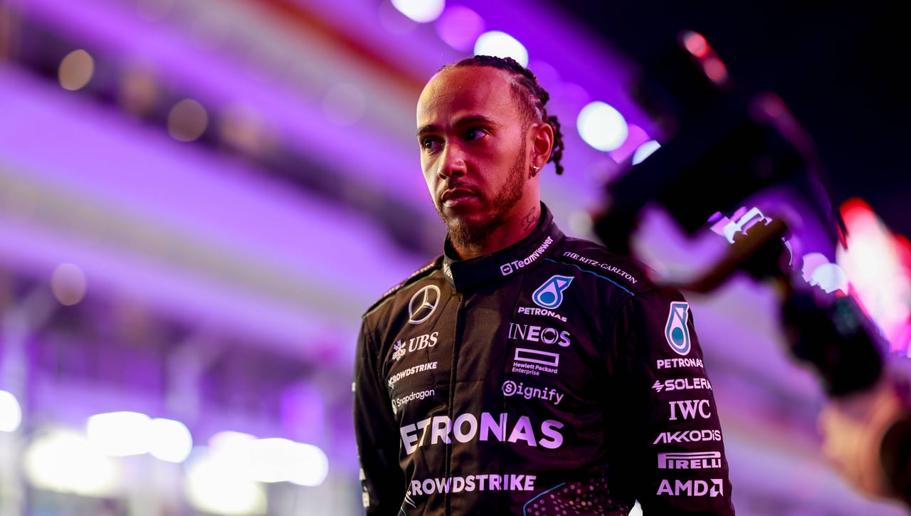 Lewis Hamilton retrasa su debut con Ferrari