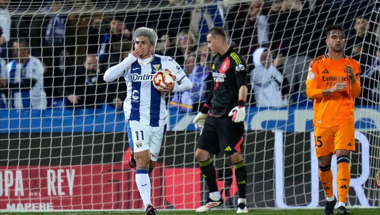 El Celta aprieta por Juan Cruz: las cifras de su oferta