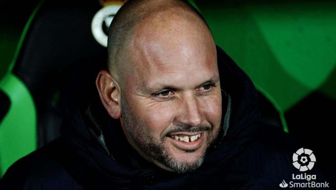 Se apaga la luz de José Alberto en el Racing de Santander