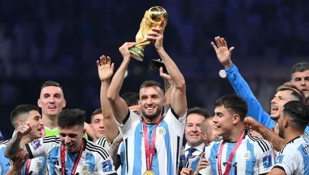 Pezzella se deja querer: "Acá empecé a forjar mi sueño"