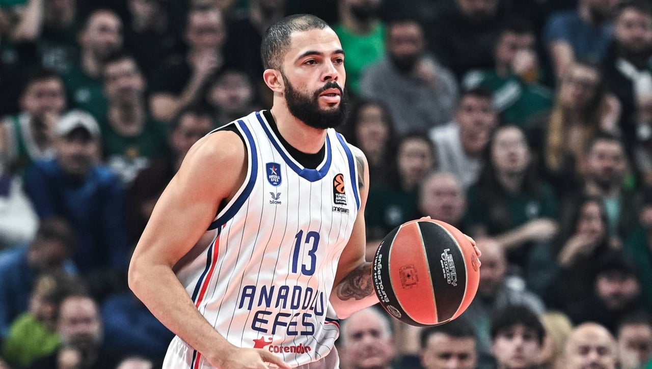 Cierra el fichaje de Darius Thompson