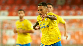 Dardo a Jonathan Viera 