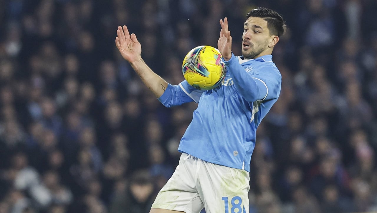 Giovanni Simeone pospone la alarma del Sevilla