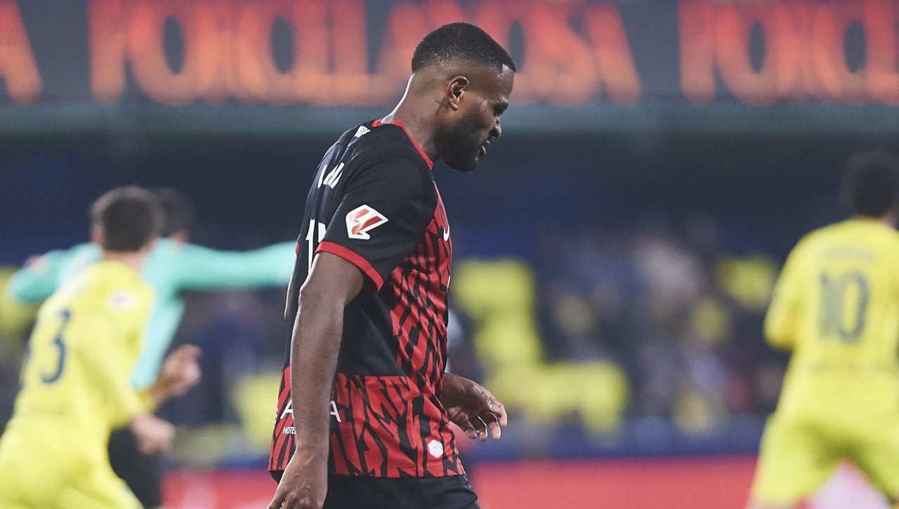 Intentos por Cyle Larin 