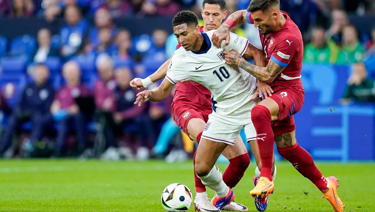 Serbia 0-1 Inglaterra: La "favorita" no asusta ni con Bellingham