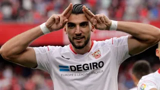 El tope que pone el Valencia por Rafa Mir