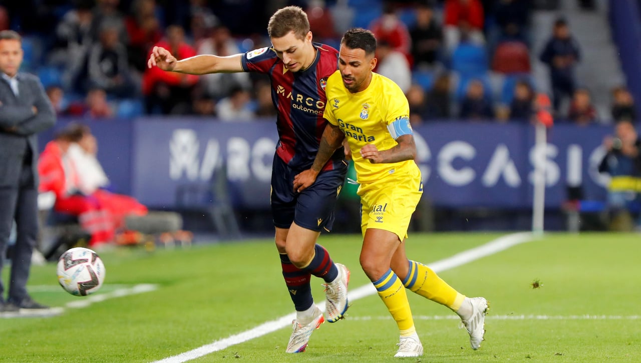 El Getafe quiere pescar en el Levante tras no ascender los granotas