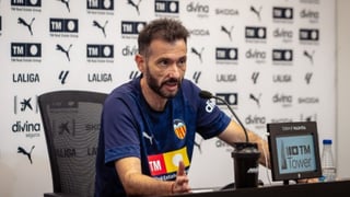 Corberán pasa revista: su futuro, dos lesionados, Gayà, Javi Guerra, Dimitrievski, el Maracena...