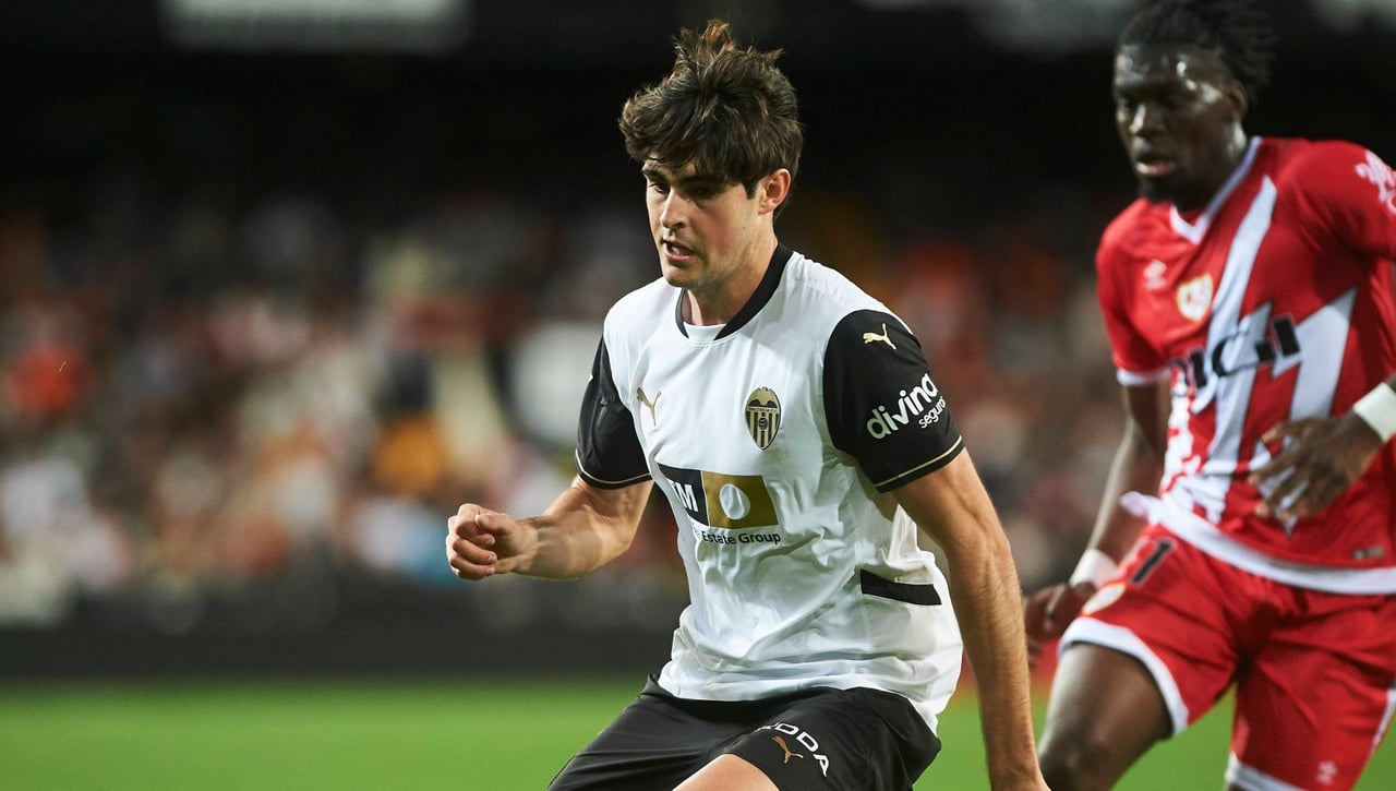 Giro en el fichaje de Javi Guerra