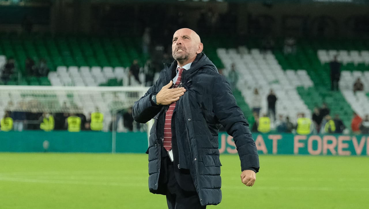 Monchi no se puede resistir y añade 'picante' a la previa de un derbi con mensajes cruzados