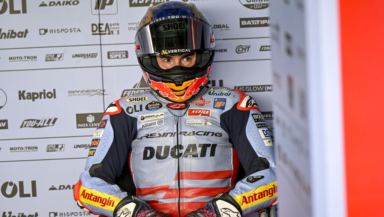 Rossi va a por Marc Márquez otra vez