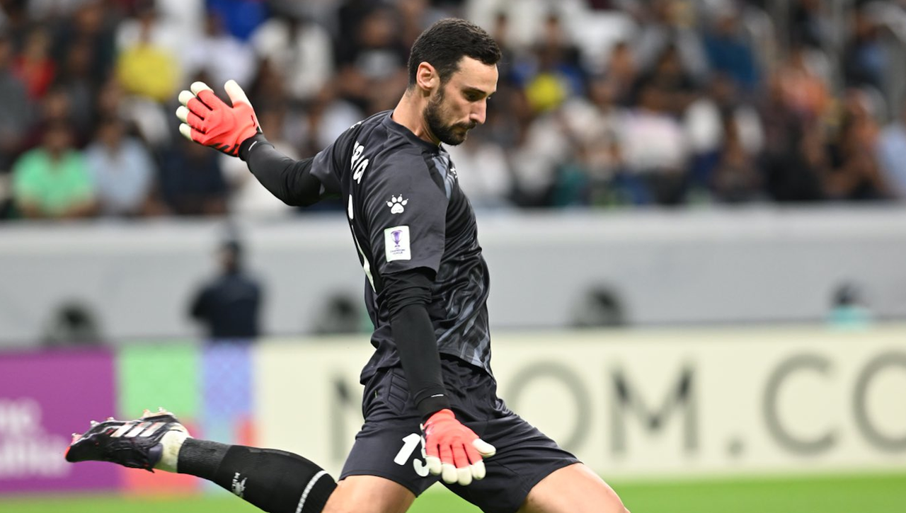 Sergio Rico no puede parar el empuje goleador de Cristiano Ronaldo