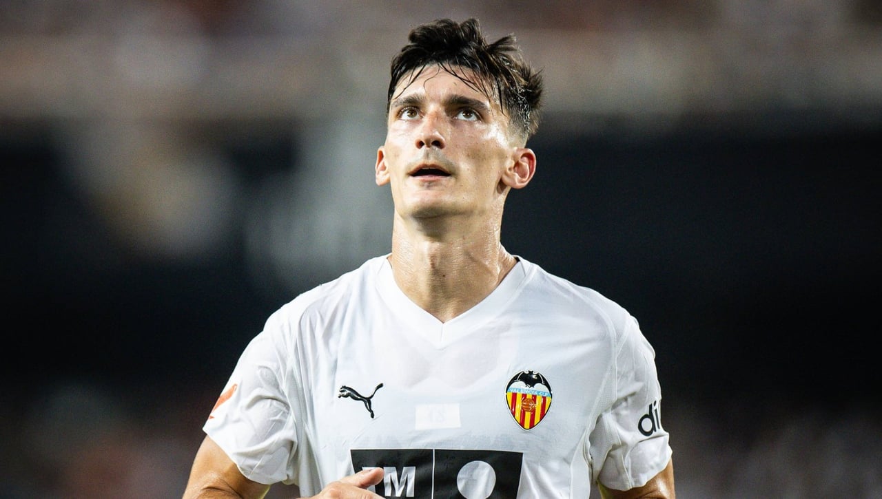 La crítica y la solución de Pepelu con el Valencia como visitante: "Fuera de casa tenemos que dar un paso hacia delante"