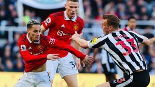 El Newcastle barre al Manchester United y le mete en apuros a 10 días de ir a Sevilla   