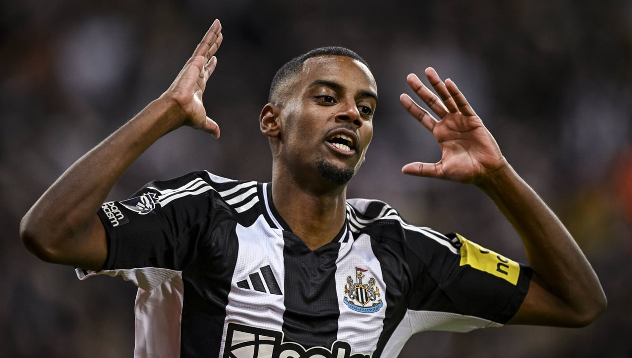 Alexander Isak y Ratiu, fichajes a pares