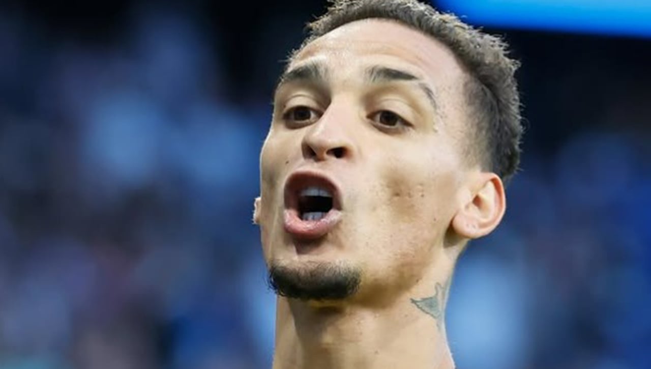 Denílson ayuda al Betis con el futuro de Antony