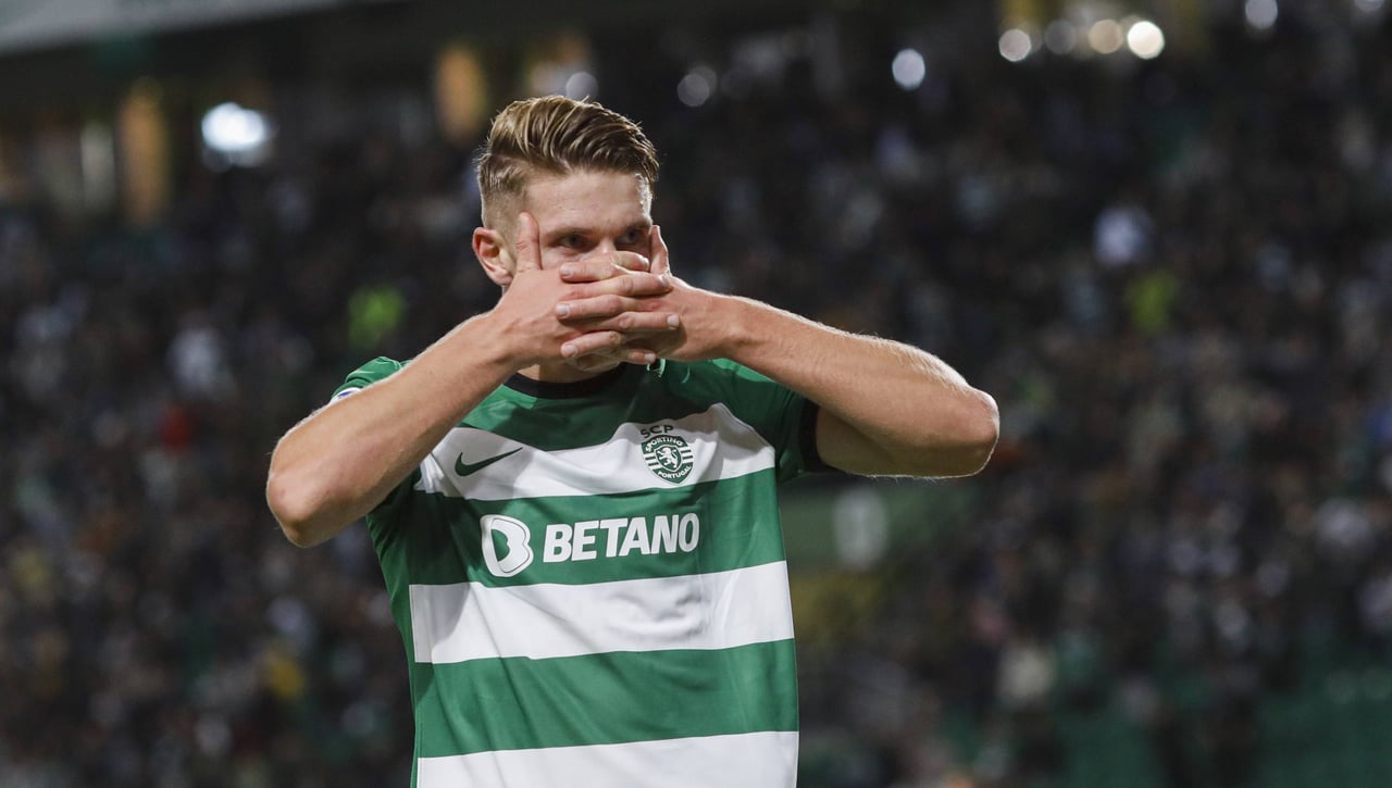 El Sevilla insiste en Gyokeres y el delantero se deja querer