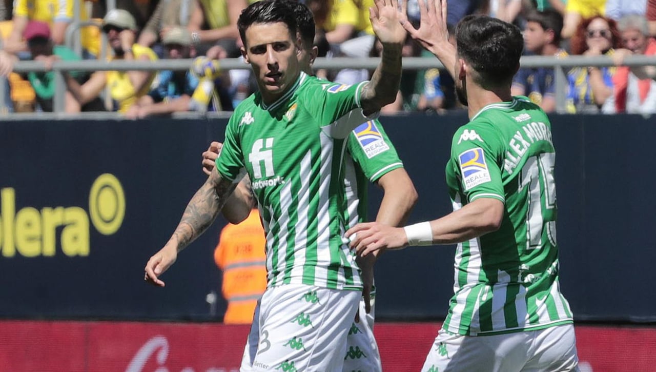 Un nuevo pretendiente de LaLiga para Tello 