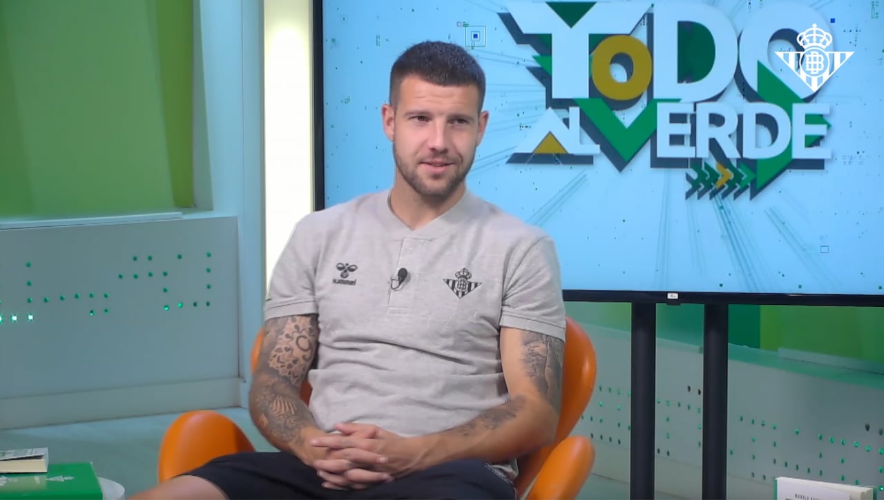 Aitor Ruibal habla sobre sus opciones de dejar el Betis, lo que le exigió Pellegrini y algo innegociable