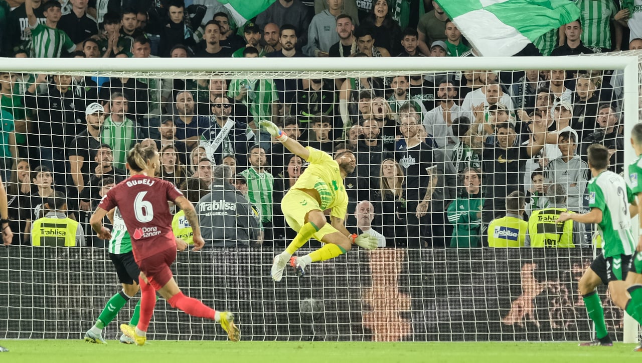 La portada de ESTADIO Deportivo para el lunes 7 de noviembre de 2022
