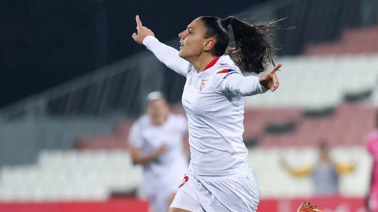 Así es la sevillista Martín-Prieto, la encargada de sustituir a Esther González en la Selección