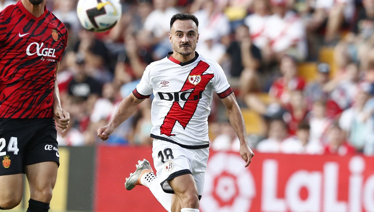 El deseado Álvaro García da pistas sobre su futuro