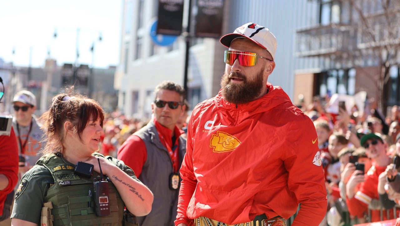 Un tiroteo durante la celebración de la Super Bowl de los Kansas City Chiefs acaba con un muerto y más de 10 de heridos