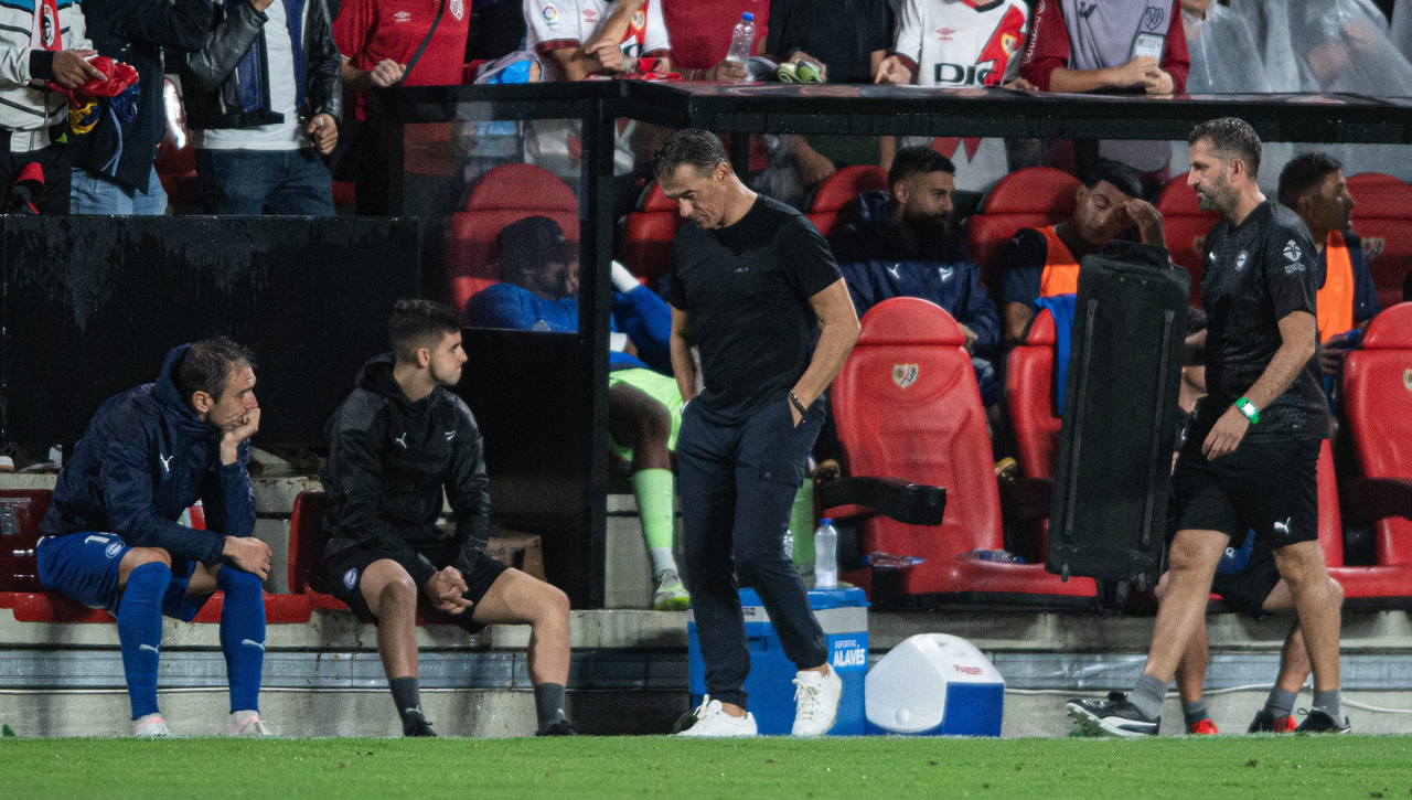 García Plaza se teme lo peor en el Alavés