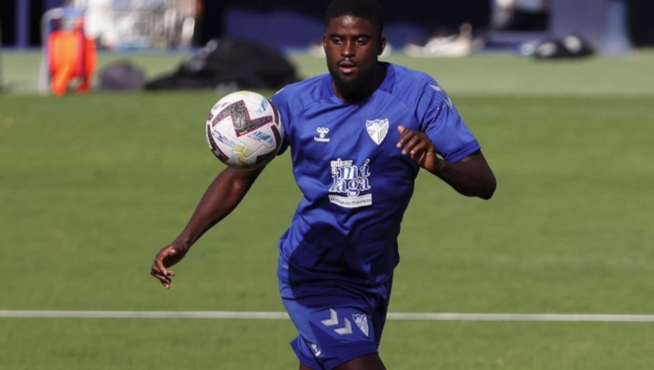 N'Diaye sale del hospital