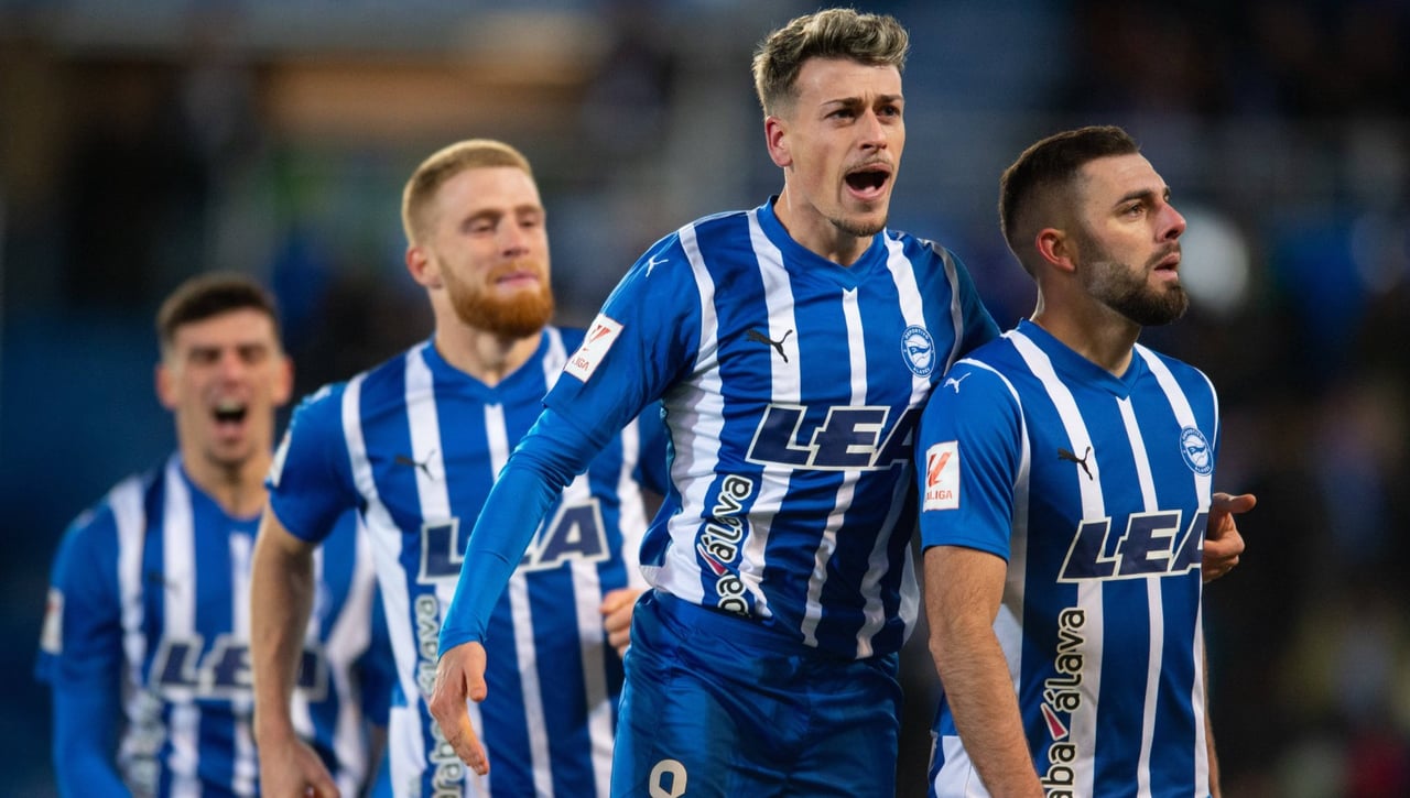 Alavés - Villarreal: Horario, canal y dónde ver en TV y online hoy el partido de la Jornada 24 de LaLiga 