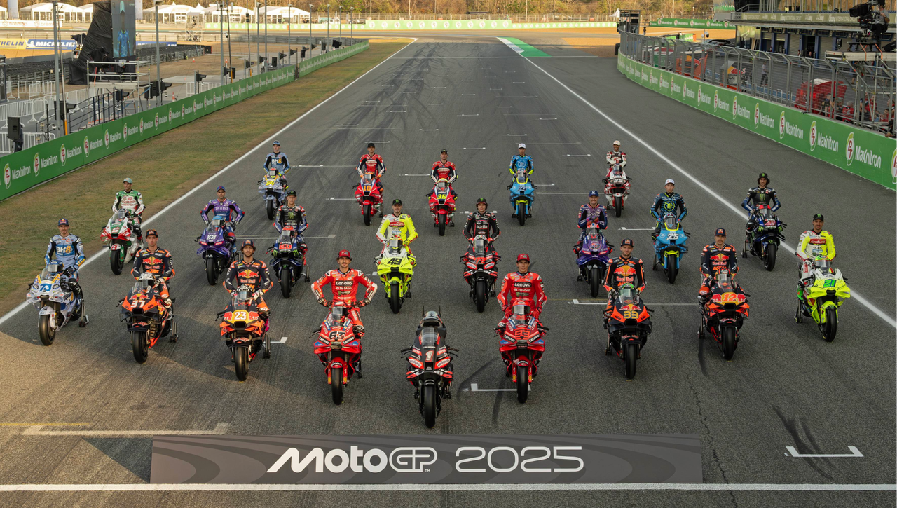 MotoGP 2025 Resultados GP Tailandia | Marc Márquez gana el Sprint del Gran Premio de Tailandia, Álex Márquez 2 y Pedro Acosta 7