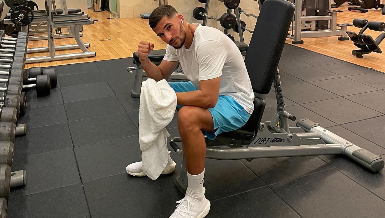 El Fulham irrumpe en el 'caso Aouar' como un poderoso aliado del Lyon... ¡y del Betis!