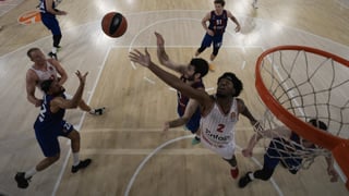 Barça 77-69 Olympiacos: Jabari Parker lidera al Barça para empatar la serie