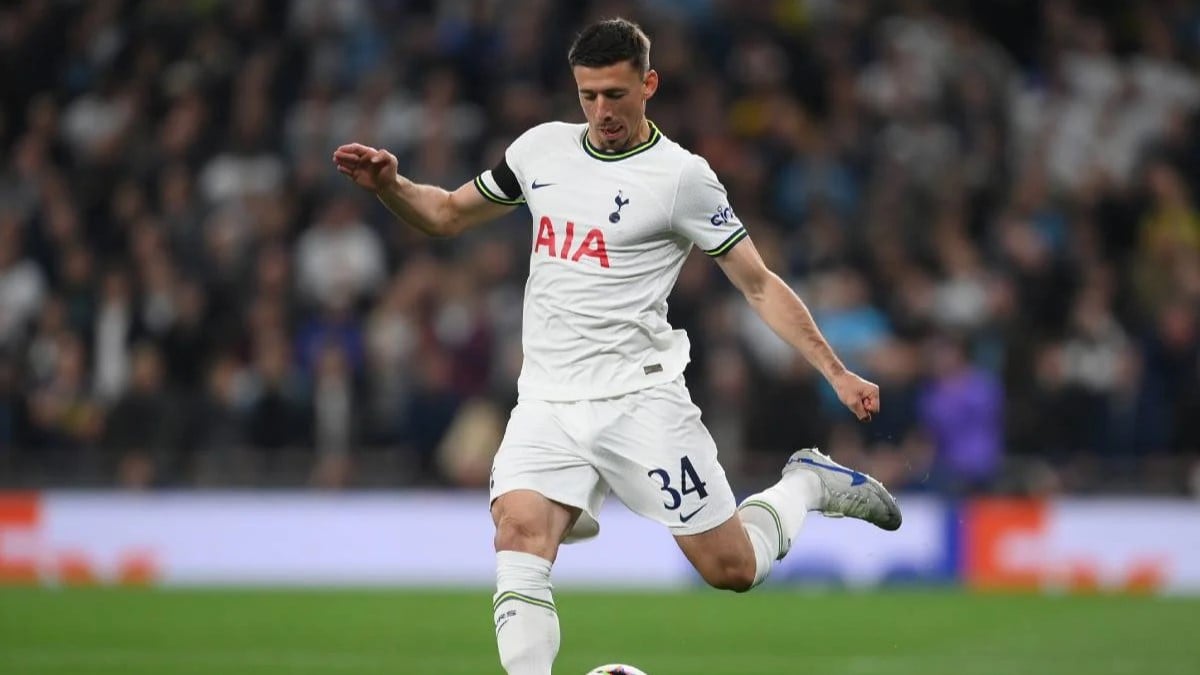 Barcelona y Tottenham 'chocan' por Lenglet