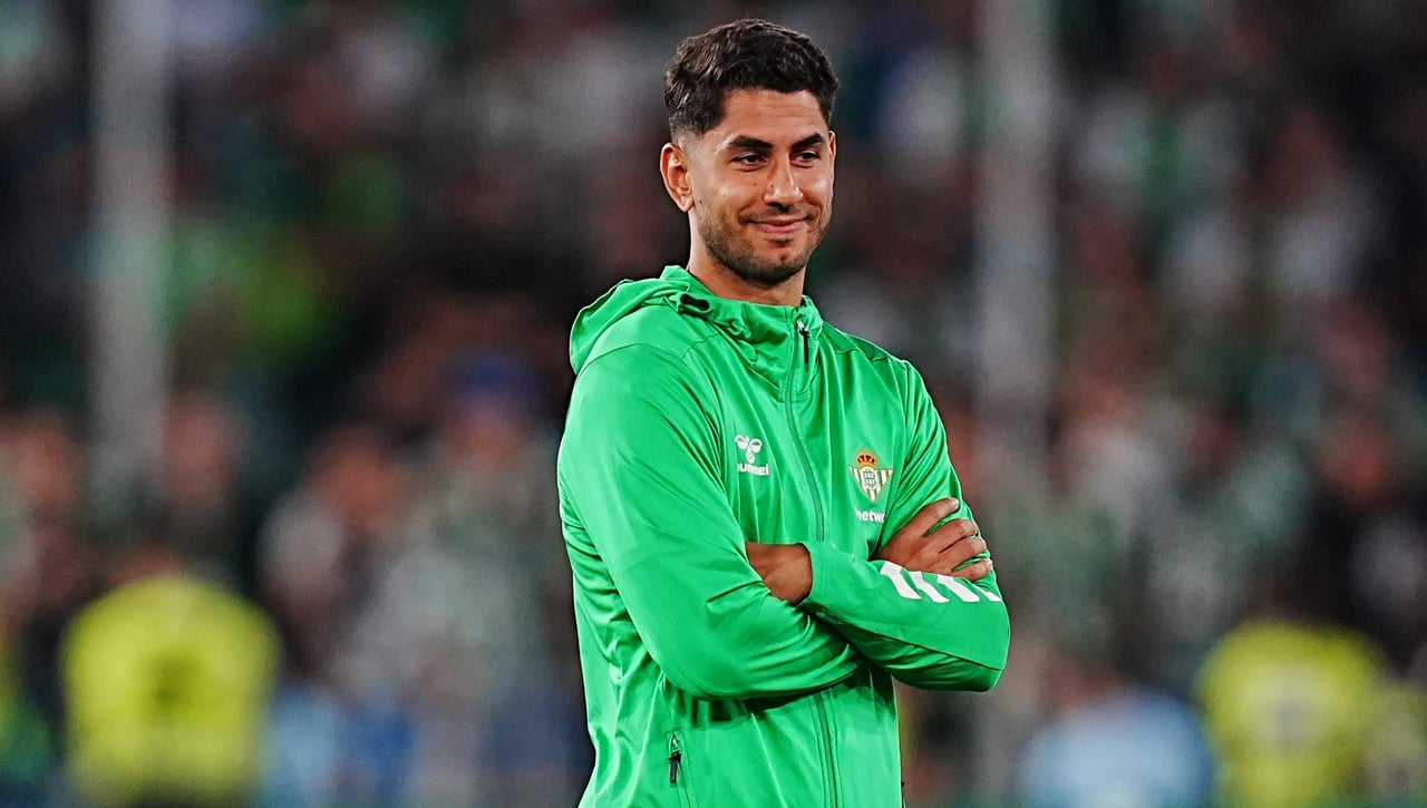 Los plazos y la distancia económica (irrisoria) para la renovación de Ayoze, con cuatro 'novias' firmes