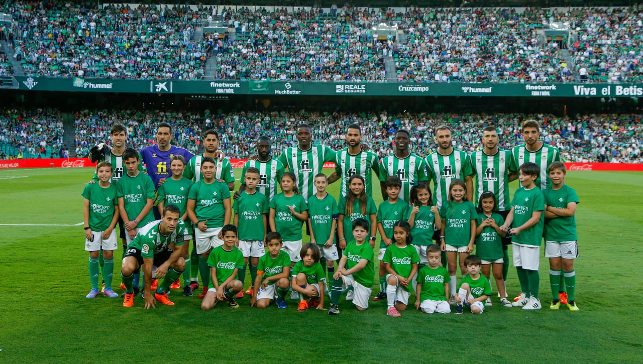 El Betis pone la directa a Europa de la mano de Coca-Cola