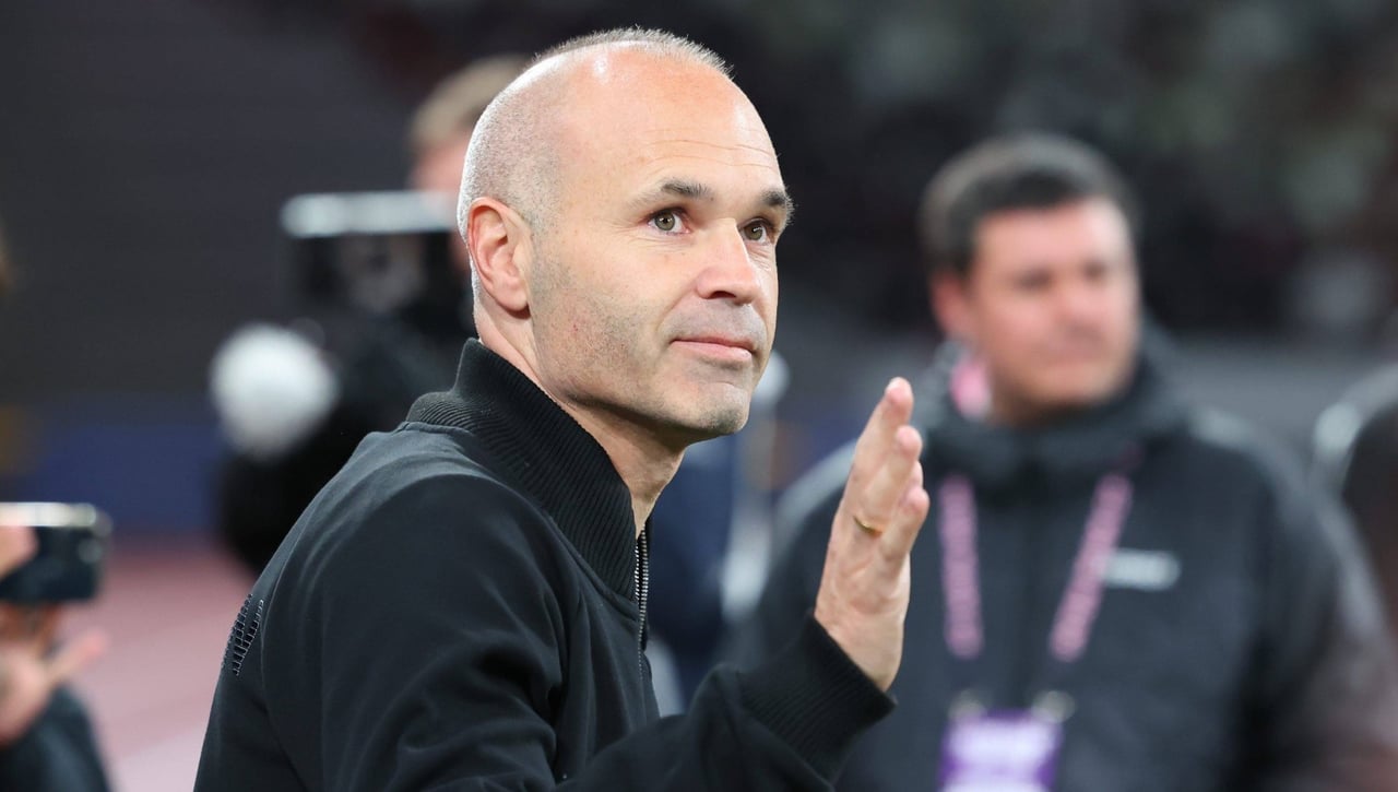 Iniesta vuelve a España para asestar un golpe a Hacienda