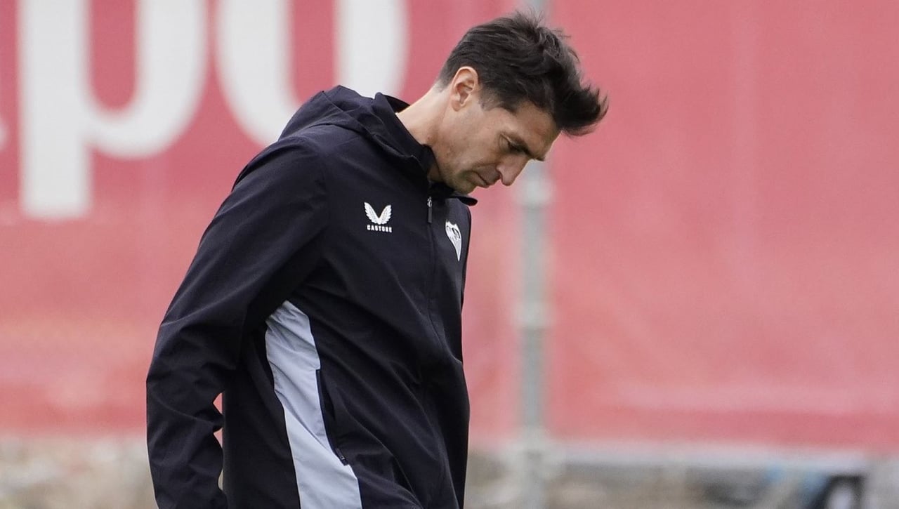 Inconveniente de última hora para Diego Alonso y el Sevilla