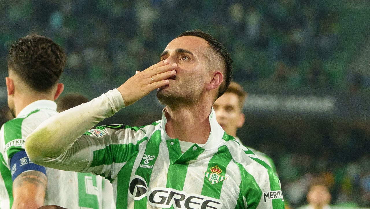 Más movimientos en el Betis para acelerar la salida de Juanmi 