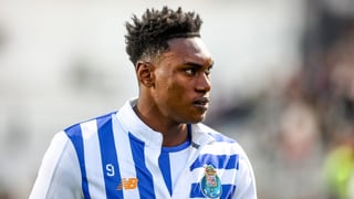 Pasos adelante por el fichaje de Samu Omorodion